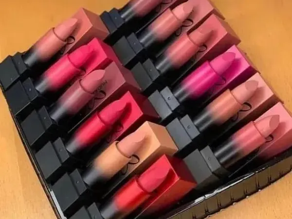Women 12 pcs lipstick