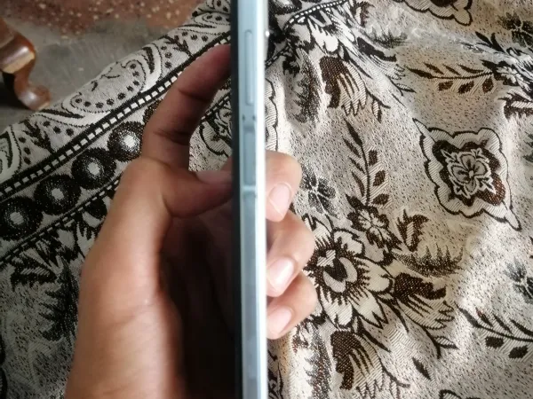 Vivo y21 for sale